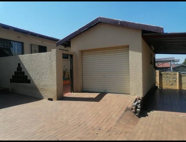3 BEDROOM PROPERTY TO RENT IN LINDHAVEN